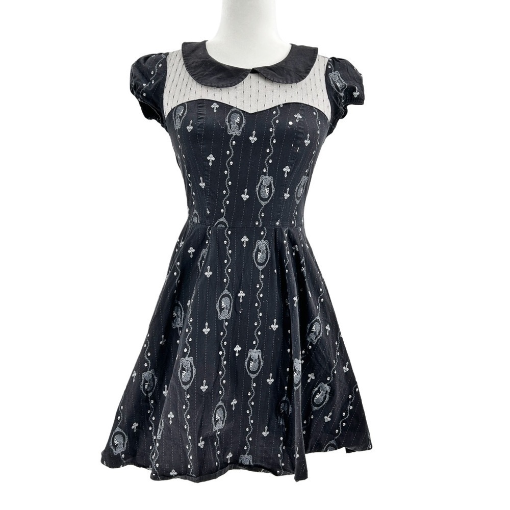 Hell Bunny Gemma Skull Cross Goth Cameo Collar Mini Black Dress Size XS - Picture 3 of 13